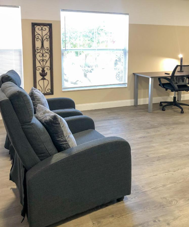 Lazy Cuckoo Inn - Sleek And Stylish Studio Apartments Fort Myers Beach Luaran gambar